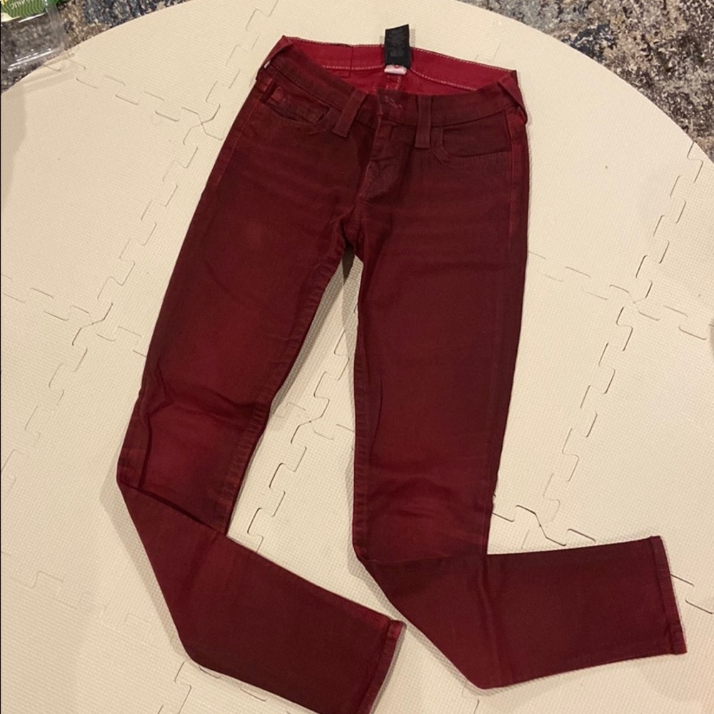 Size 25 True Religion skinny jeans
